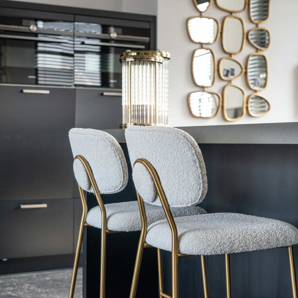 Pusbario kėdė Xenia, Lima Design, Negrąžinami baldai, Richmond interiors, Pusbario kėdė