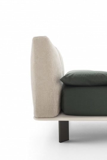 MIEGAMOJO LOVA Fenice 3 MIEGAMOJO LOVA Fenice, Lima Design, Minkštieji baldai, Individualiai gaminamas baldas, MIEGAMOJO LOVA Fenice