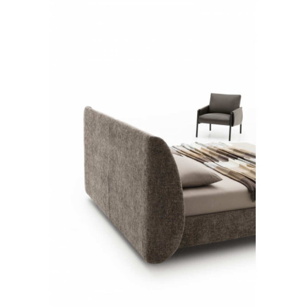MIEGAMOJO LOVA TIMOTY, Lima Design, Minkštieji baldai, Individualiai gaminamas baldas, MIEGAMOJO LOVA TIMOTY
