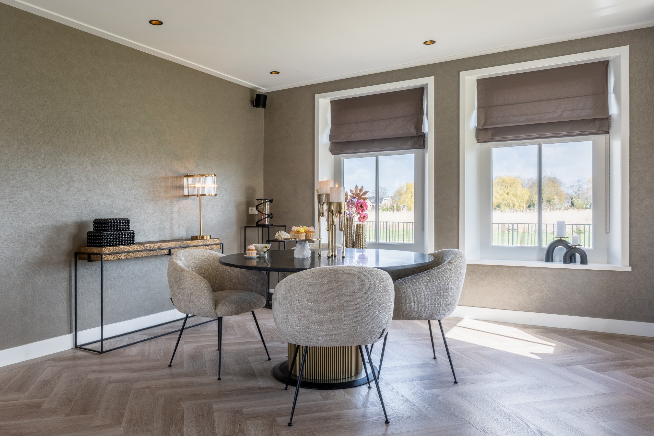 Žvakidė Lorin brushed auksinė maža 4 Žvakidė Lorin brushed auksinė maža - Image 4