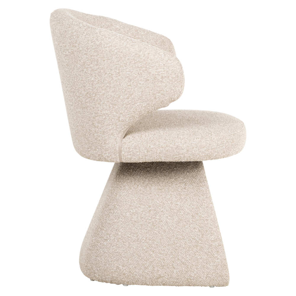 valgomojo kėdė Zenith Biscotti Richmond Interiors su porankiais minkšta valgomojo kėdė Zenith Biscotti Richmond Interiors vaizdas iš šono visiškai apmušta valgomojo kėdė Richmond Interiors Zenith Biscotti valgomojo kėdė Richmond Interiors Zenith Biscotti galinis vaizdas valgomojo kėdės Zenith Biscotti audinio tekstūra valgomojo kėdė Zenith Biscotti Richmond Interiors moderniame interjere