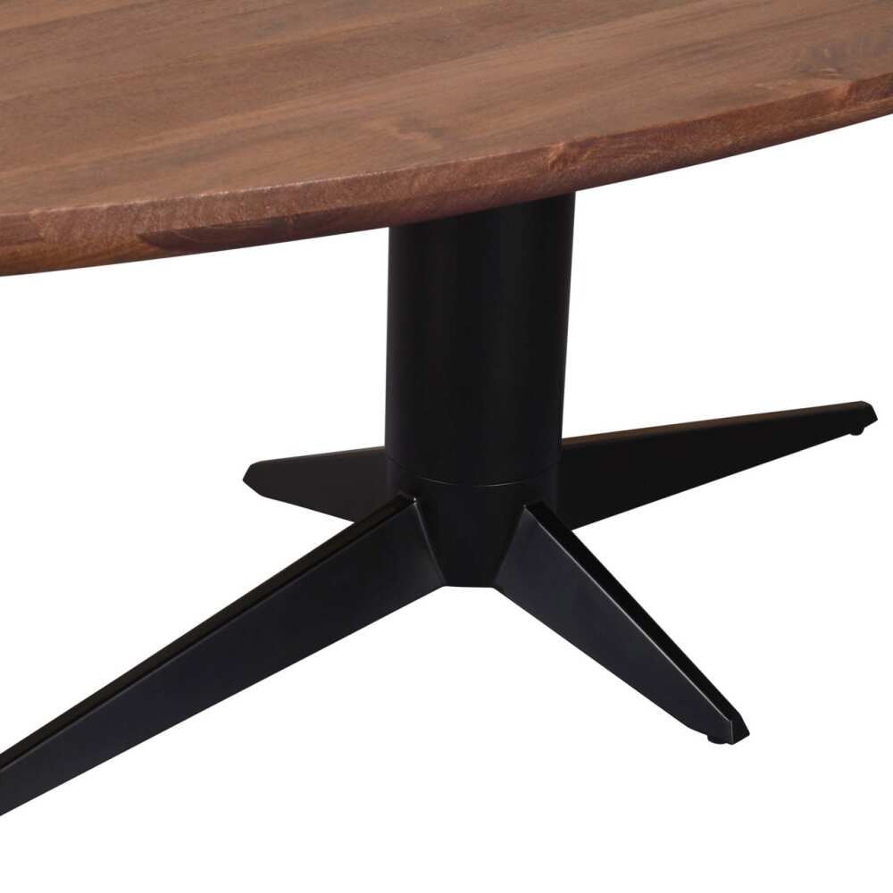 stilingas ir pritaikytas jaukiems šeimos pietums bei reprezentatyviai valgomojo erdvei.Gamintojas: Richmond InteriorsPrekės pristatymas: 2 – 5 sav.