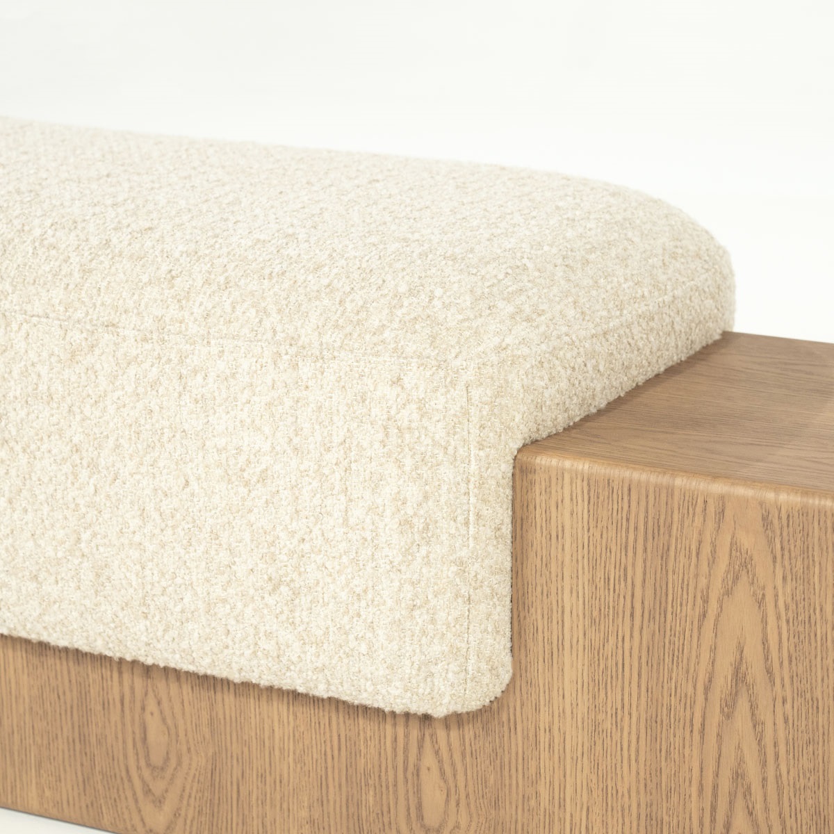 Minkštasuolis George beige Flou 96438 4 Minkštasuolis George - taupe Flou 96439 (Kopija), Lima Design, Minkštieji baldai, Richmond interiors, minkstasuolis