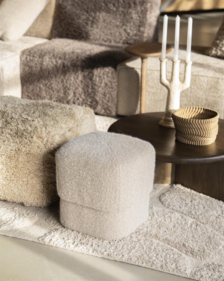 Pufas Kelso | 250010 5 Pufas Kelso, taupe spalvos, 40 × 40 × 40 cm